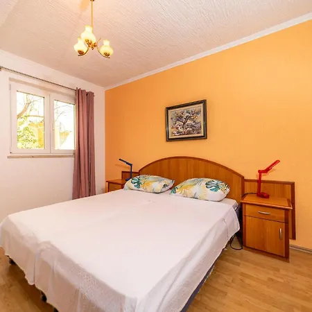 Daire 1 Bedroom Beautiful In *