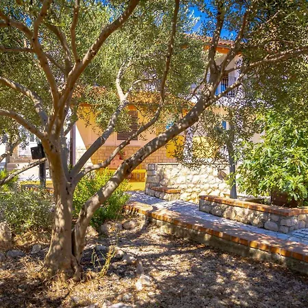 Beautiful In With Wifi Apartment Barbat na Rabu