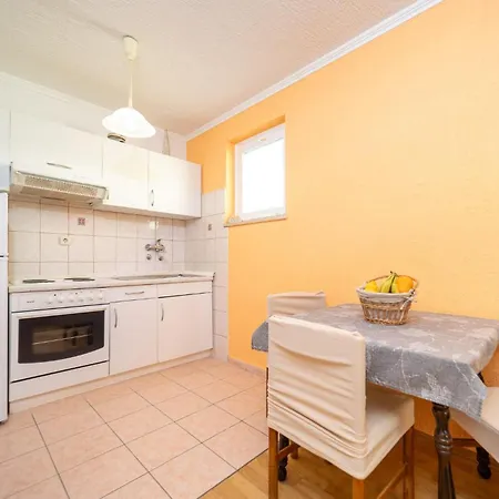 Daire 1 Bedroom Beautiful In
