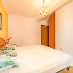 1 Bedroom Beautiful In *