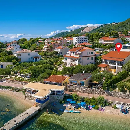 1 Bedroom Beautiful In Barbat na Rabu